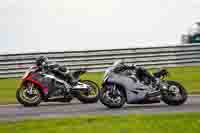 Middle Group Silver_Grey Bikes